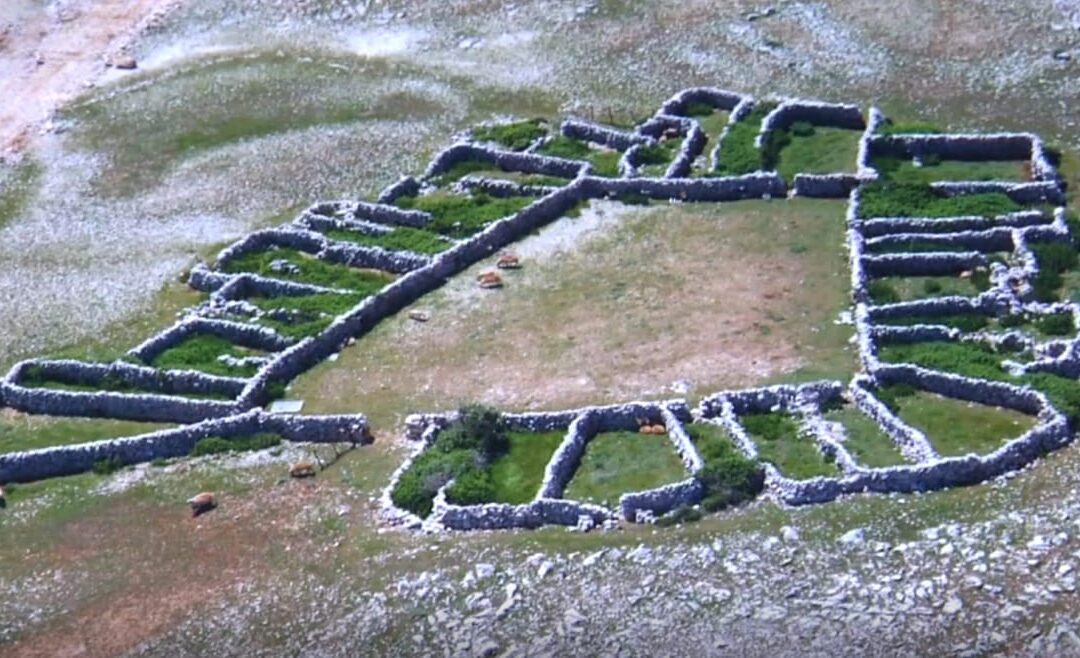 Mrgari: A Baška és Stara Baška – különleges, virágszerű pásztorépítményei